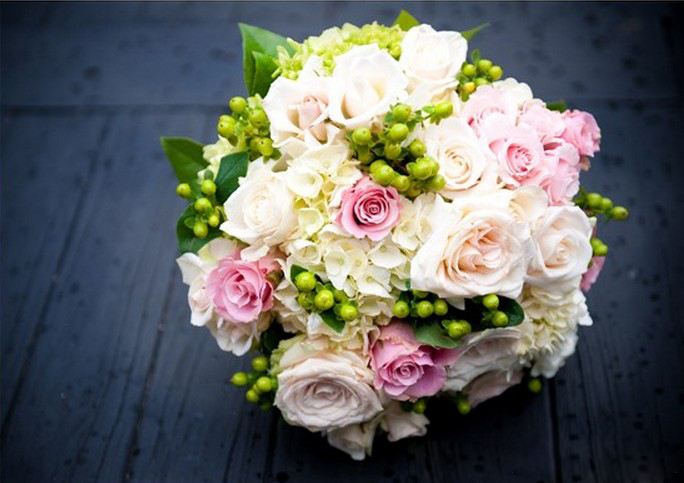 一句话形容玫瑰花 一句话形容玫瑰花的样子