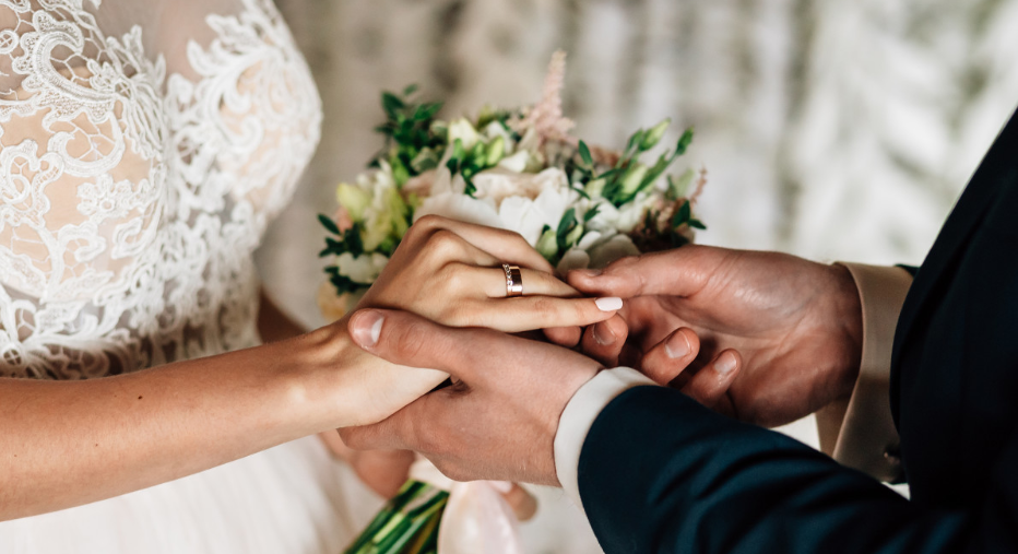 怀孕的人能参加婚礼吗