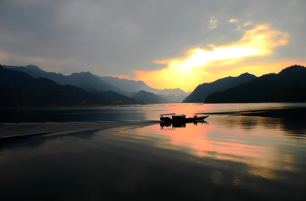  冬天适合旅游的地方有哪些