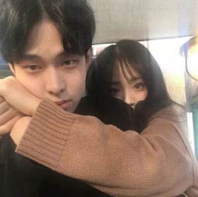 女朋友说肚子疼怎么回答 女朋友肚子疼哄她句子