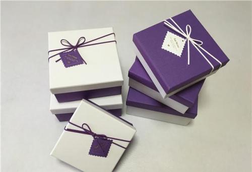 本命年送女朋友什么礼物好 女朋友本命年送24件礼物