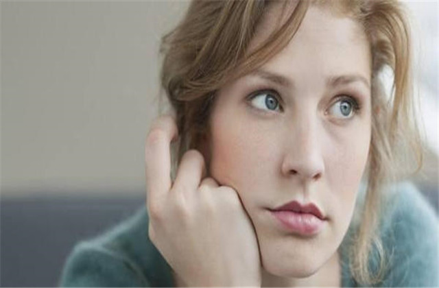 冷战时聪明女人的做法,聪明女处理冷战的方法