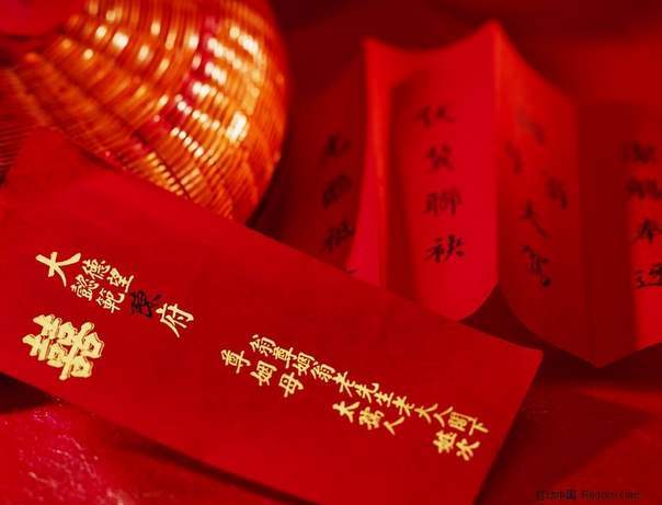 订婚礼品12礼有哪些