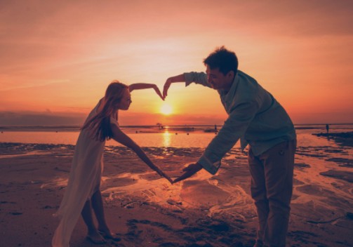 结婚纪念日怎么过浪漫 结婚纪念日的浪漫过法