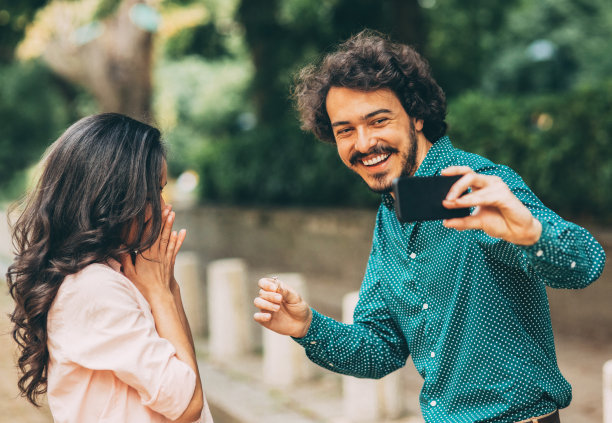 结婚纪念日送老婆的祝福语 结婚纪念日说什么祝福语