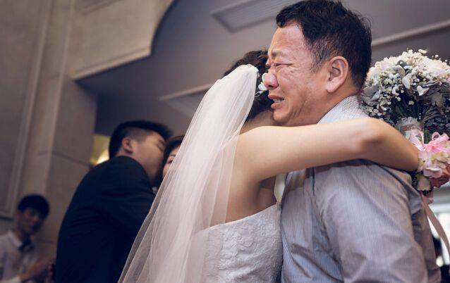 婚礼女方爸爸讲话稿简短