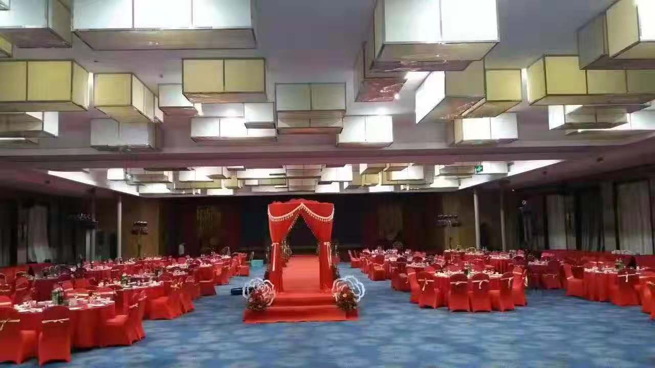 郑州办婚宴哪个酒店好 郑州酒店婚宴多少一桌