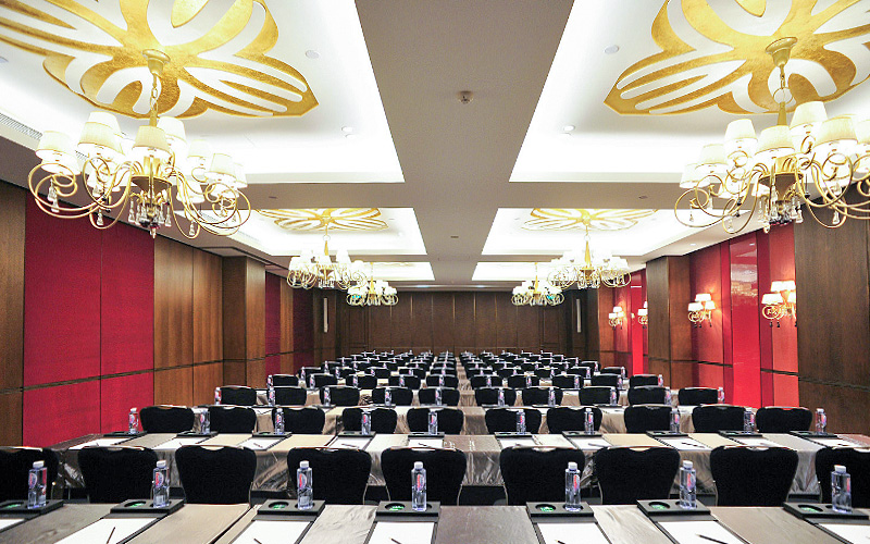 2021疫情严重到不能办婚礼吗