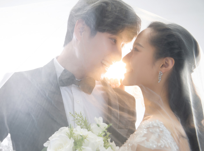 结婚办酒席邀请函怎么写