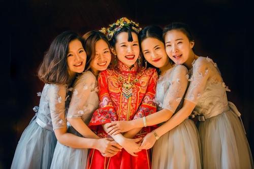 伴娘为啥不能比新娘大 伴娘比新娘大有忌讳么