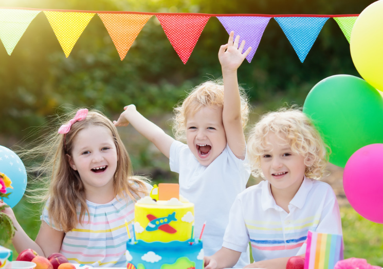 朋友圈发爸爸带娃的话 表扬爸爸带宝宝的句子