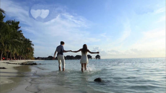 结婚3周年纪念日朋友圈说说 结婚三年纪念日朋友圈句子