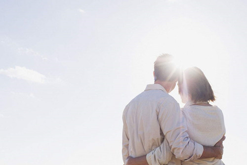 结婚十年的心酸的句子 结婚十年不容易的句子