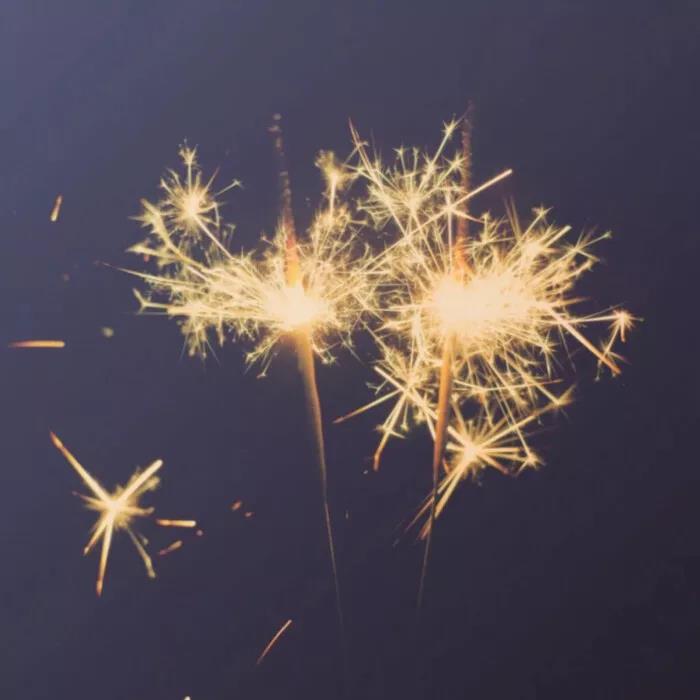 2021新年朋友圈说说简短