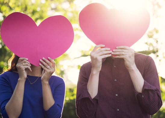 情人节收到玫瑰花怎么发朋友圈