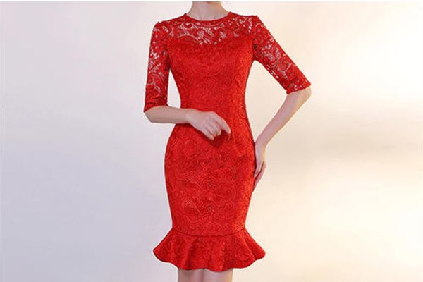 儿子结婚妈妈必须穿红色吗