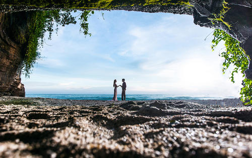 说情话哄女朋友开心 如何说情话逗女朋友开心