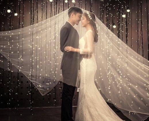 公布婚纱照的句子