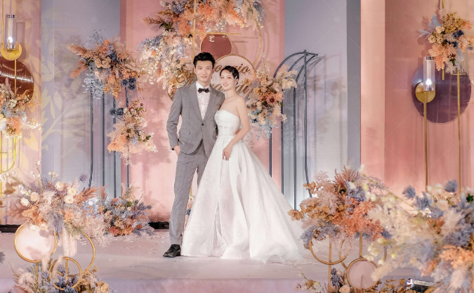 一周年庆祝结婚纪念日的句子 结婚一周年搞笑短句