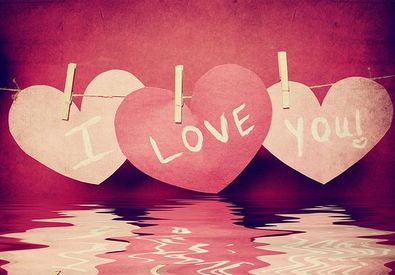 正在追的女孩生日发多少红包 给正在追女孩子发红包