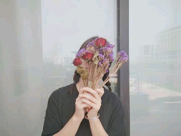 情人节句子发朋友圈 适合情人节发的句子