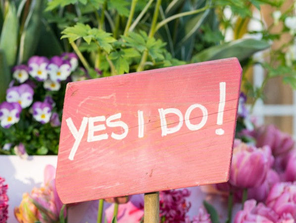 结婚纪念日送花写什么寄语好