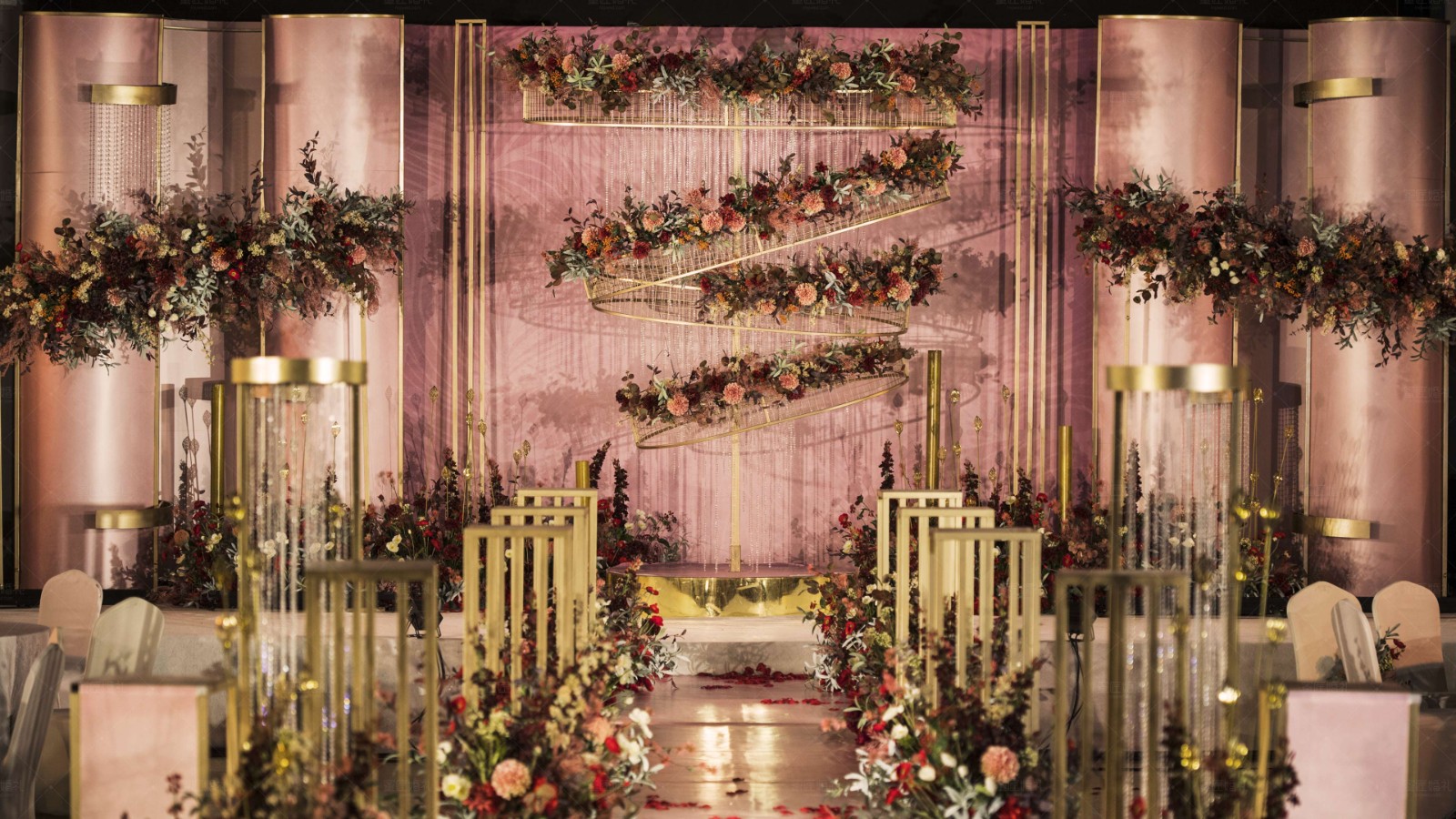 郑州宫廷风婚礼主题