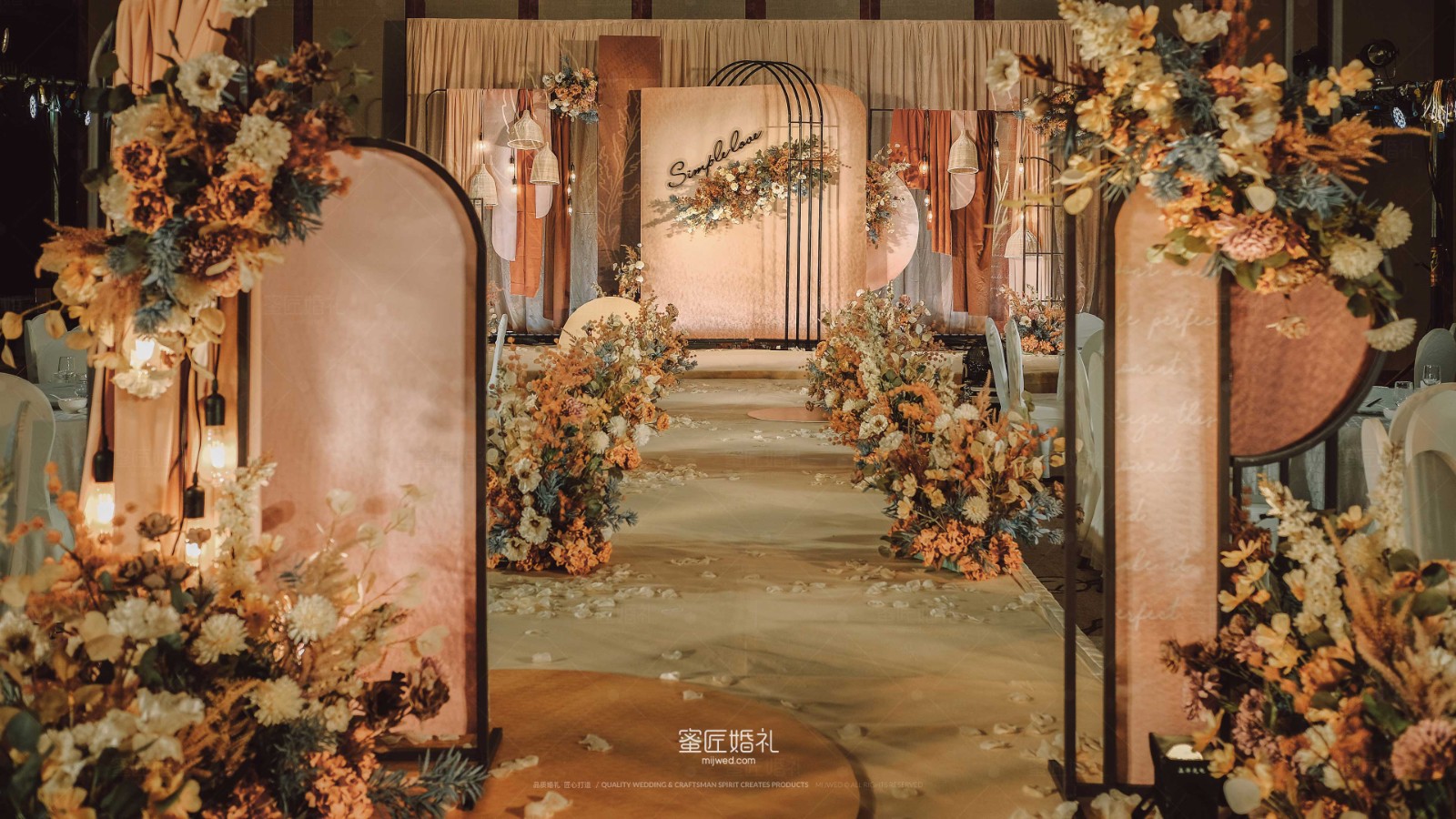 郑州古典风婚礼布置