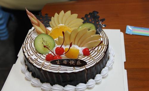 儿子四岁生日的朋友圈怎么发