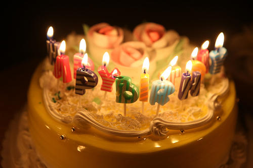 给女儿生日礼物买什么好