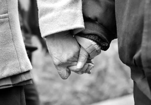 简短的超甜句子八字