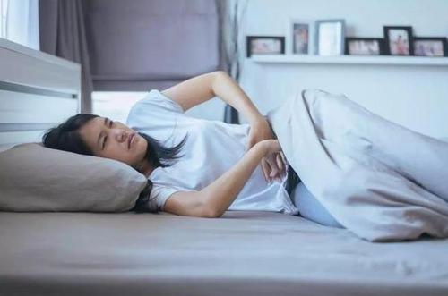 女生来姨妈了怎么哄才能开心