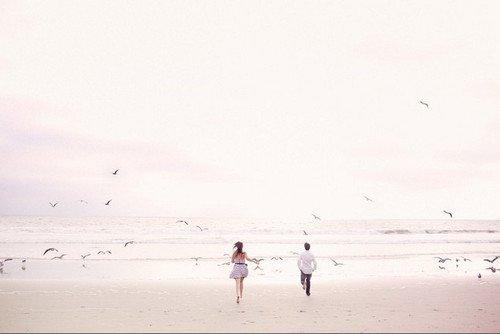 怎么看一个男生是不是喜欢你