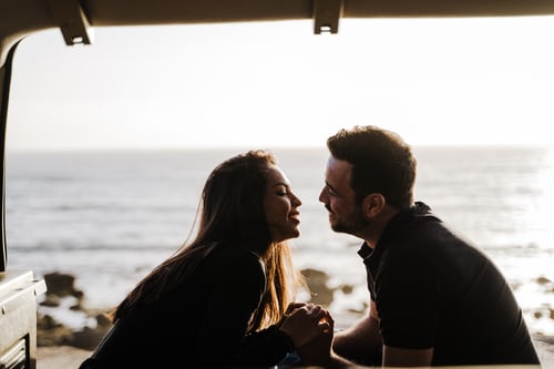 怎样经营婚姻和夫妻感情