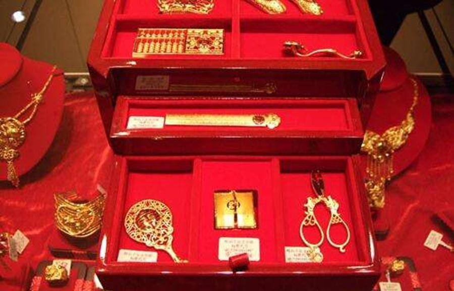 女方结婚陪嫁用品必备品全套