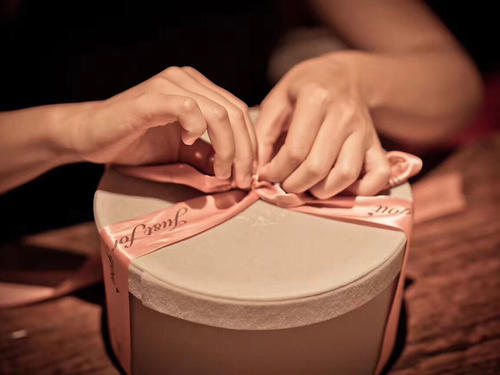 现在结婚流行送什么礼物 结婚流行送什么礼物