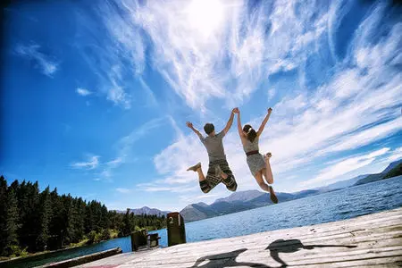 对一个人有好感的表现