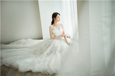 娄底婚礼租衣服怎么收费的 娄底婚礼租衣服大概多少钱