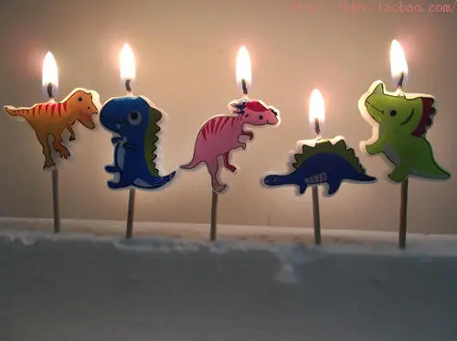 32岁生日低调发朋友圈