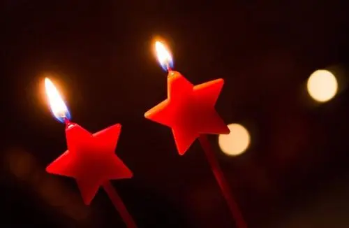 32岁生日低调发朋友圈