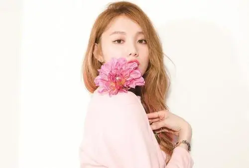 赞美女人漂亮的句子