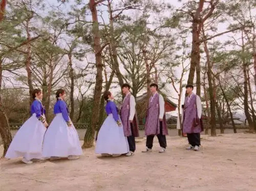 惹女朋友生气了怎么哄她开心