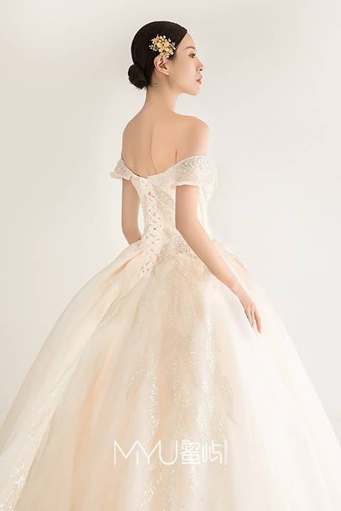 长沙婚纱一般要多少钱 长沙正常婚纱一套多少钱