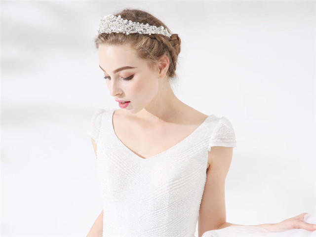 长沙结婚中式礼服多少钱 长沙婚礼中式礼服价格