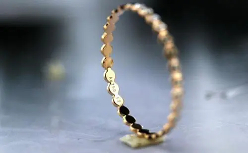 第一次约会送啥小礼物