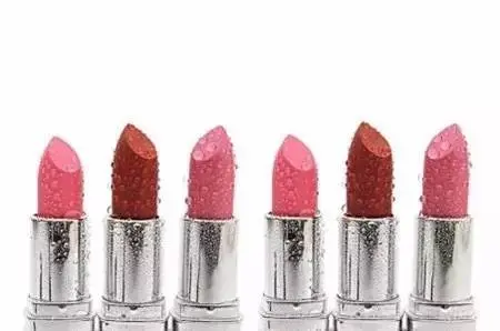 异地女朋友生日送什么礼物好