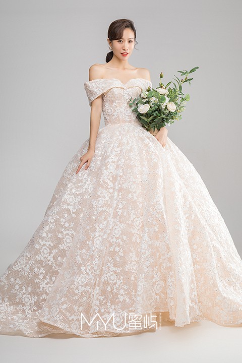 长沙哪里卖婚纱礼服 长沙哪里卖婚纱礼服的