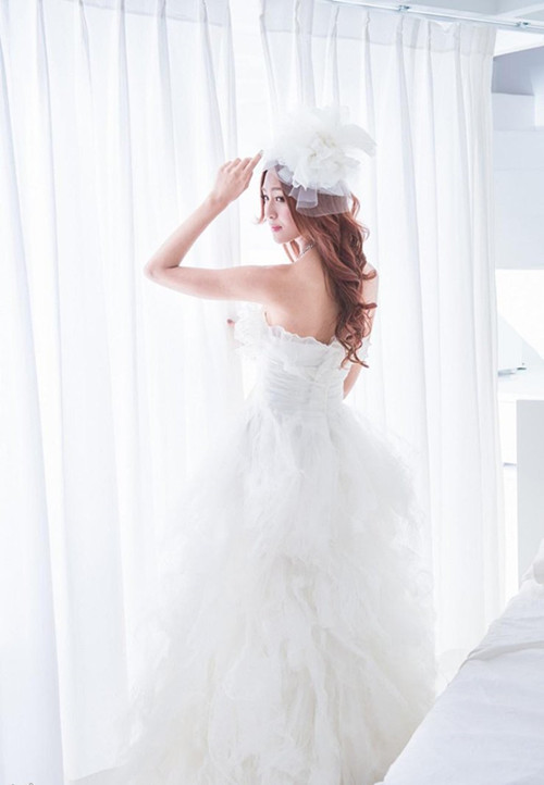 婚纱礼服