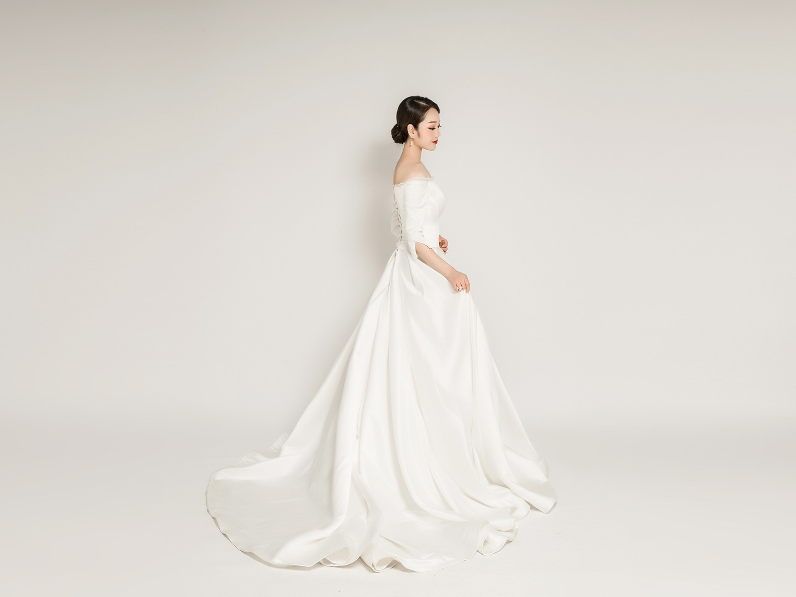 婚纱礼服