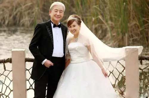 最新韩式婚纱摄影怎么拍好看